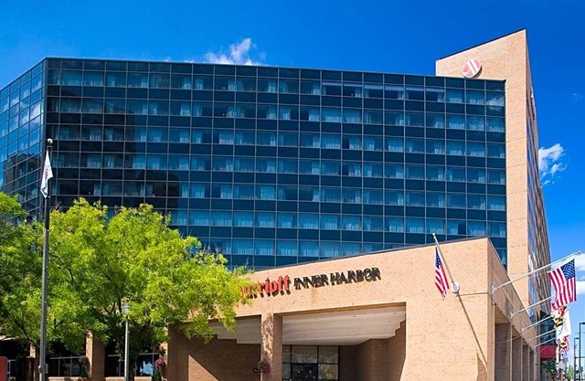 3-Star Hotel ∙ Baltimore Marriott Inner Harbor at Camden Yards