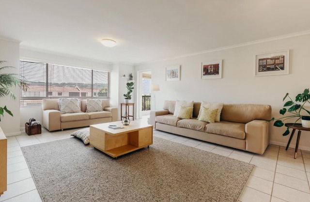 31 Greenpoint Mews