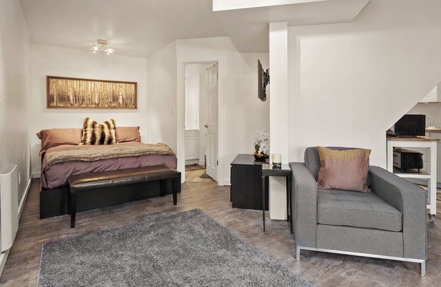 37 Mountain Laurel Drive Studio W/yard Studio Bedroom Home by Redawning