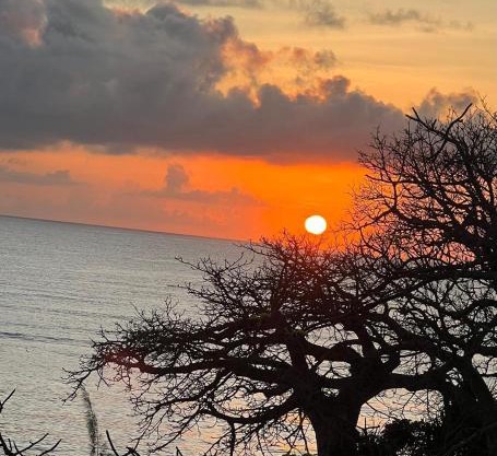 3bed oceanfront with Ac &gazebo