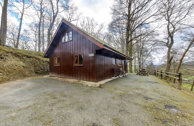 4 bedroom accommodation in Garthmyl, Montgomery
