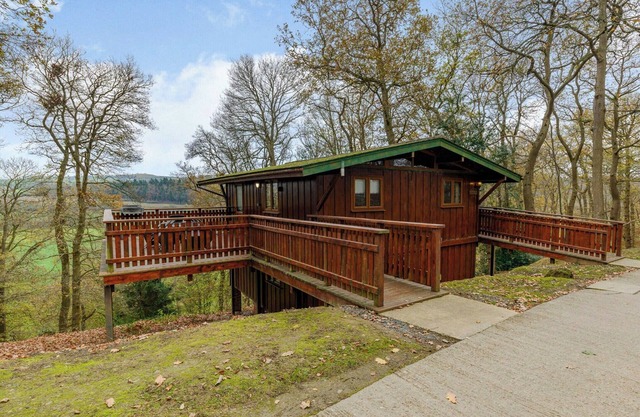 4 bedroom accommodation in Garthmyl, Montgomery
