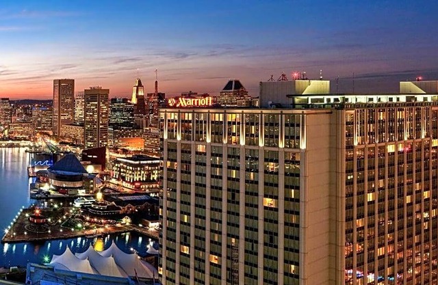 4-Star Hotel ∙ Baltimore Marriott Waterfront