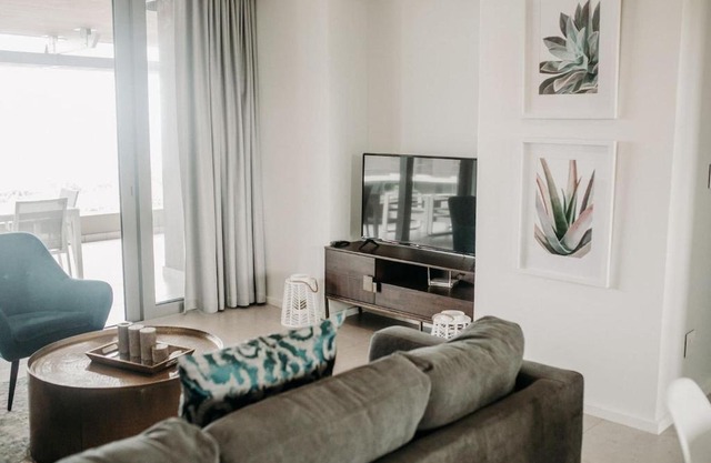 416 Oceandune Luxury Apartment