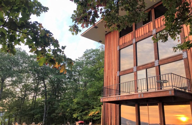 427 m² House ∙ 4 bedrooms ∙ 8 guests
