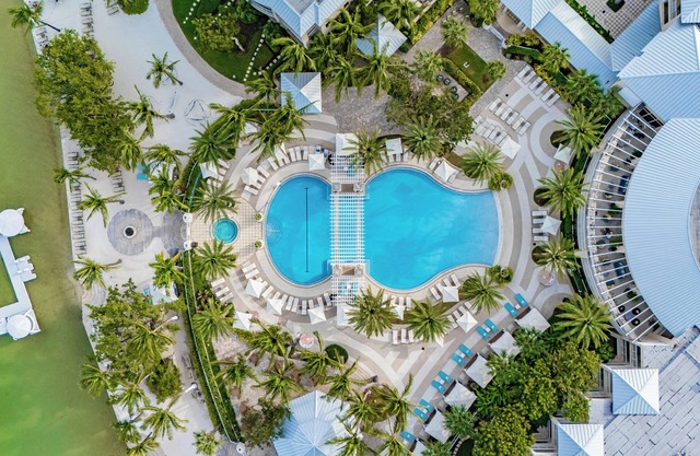 4BR Key Largo Stay – Pool, Parking + Beach Club