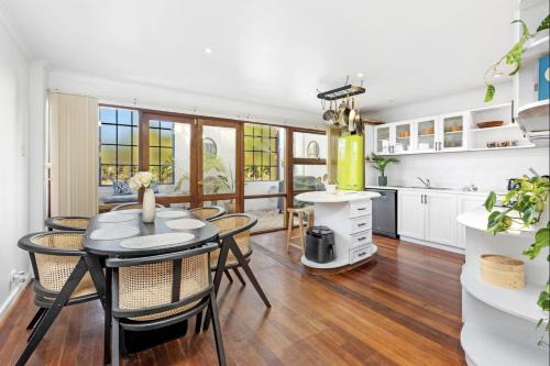 5 North Freo 2br Supercool Pad & Parking