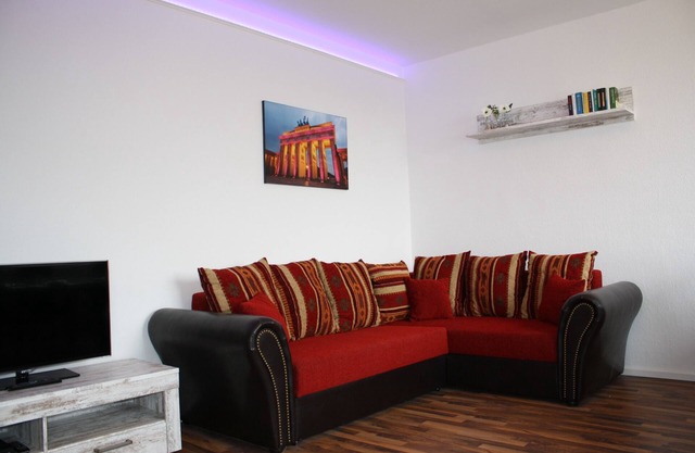 5 rooms, up to 13 persons, luxuriously furnished, "Jasmine"