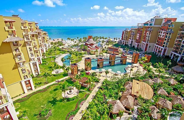 5-Star Hotel ∙ Villa del Palmar Cancun Luxury Beach Resort & Spa