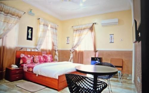 5 Star Villa Hotel