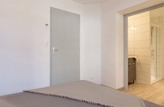 50m from ski slopes, balcony, tv, ski locker, 84m², Serre Chevalier