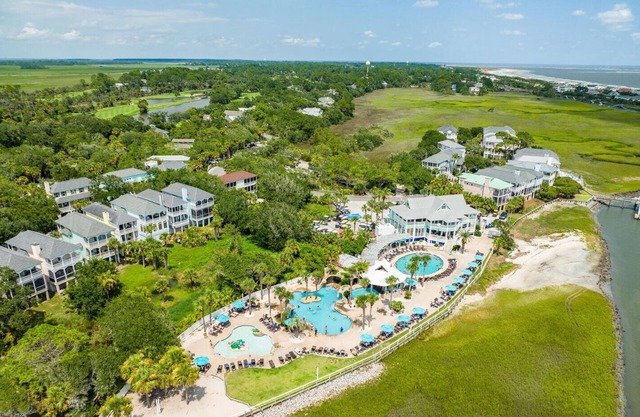 515 Sunsuite