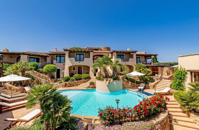 Erica Vista Village 
