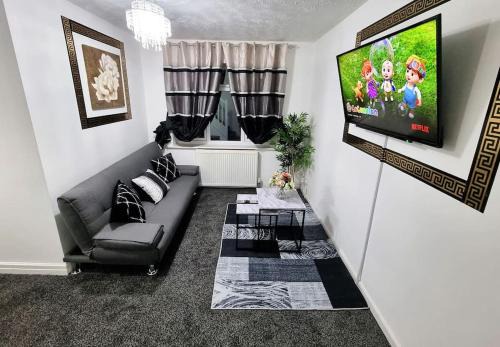 *5SM* Setup for your most relaxed & amazing stay + Free Parking + Free Fast WiFi *