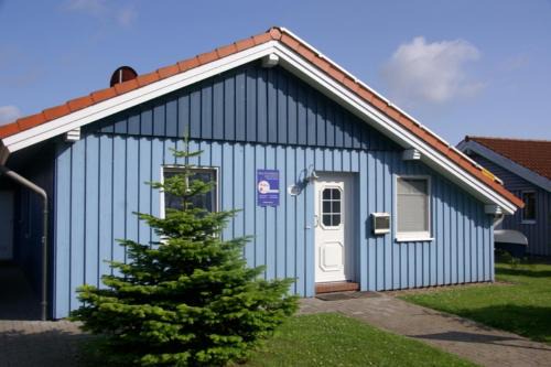 6 Personen Familienferienhaus mit Sauna, Whirlpool zwei Toiletten und Kaminofen in Otterndorf