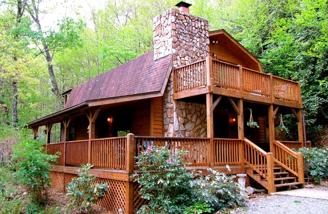 6 Secluded Acres/Hot Tub/Fire Pit/Wood Fireplace/Pool Table/Hammock/Pets OK