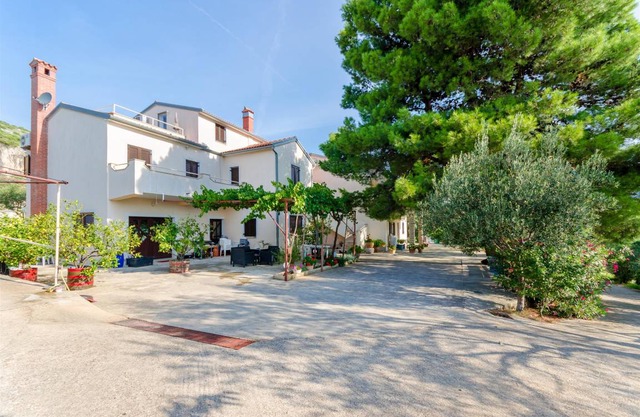 70 m² Apartment ∙ 3 bedrooms ∙ 6 guests