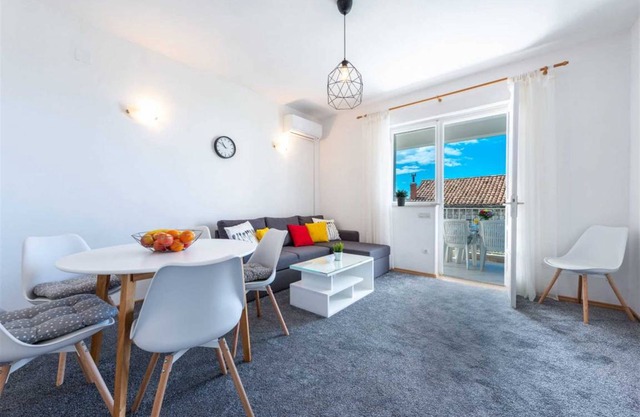 70 m² Apartment ∙ 3 bedrooms ∙ 5 guests