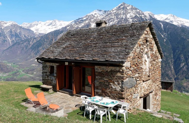 70 m² Apartment ∙ 2 bedrooms ∙ 6 guests