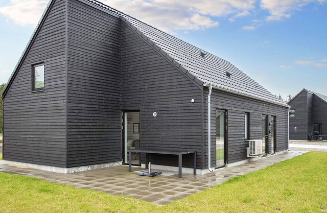 8 person holiday home in Rømø