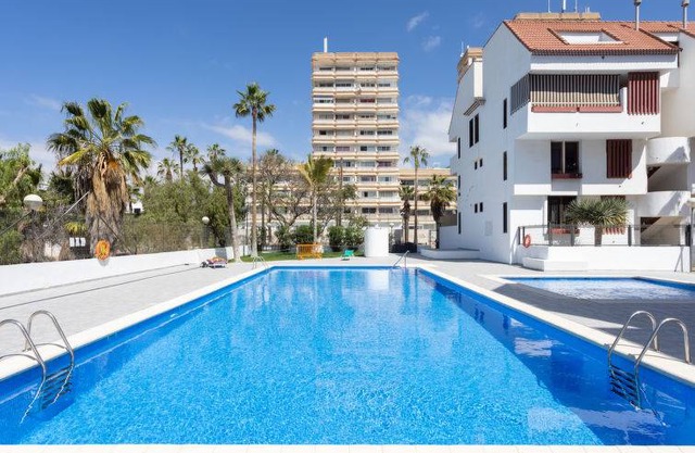 80 m² Apartment ∙ 3 bedrooms ∙ 5 guests