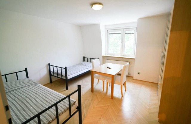 80 m² Shared room ∙ 1 bedroom ∙ 6 guests