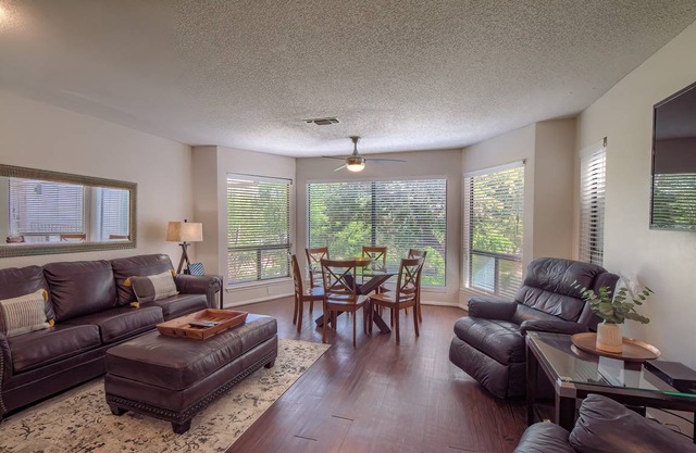 87 m² Apartment ∙ 2 bedrooms ∙ 6 guests