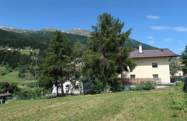 90 m² Apartment ∙ 3 bedrooms ∙ 6 guests