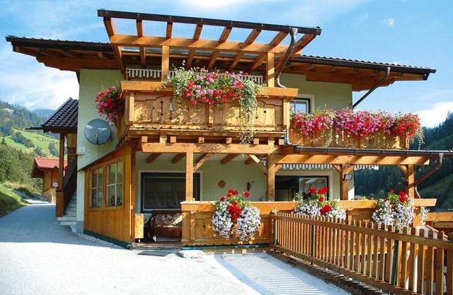 90 m² Apartment ∙ 3 bedrooms ∙ 8 guests