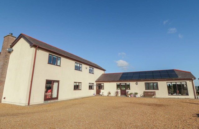 90 m² Cottage ∙ 1 bedroom ∙ 3 guests