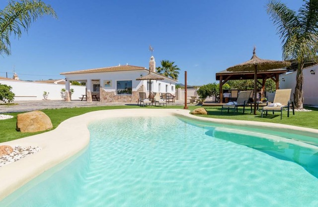 90 m² House ∙ 3 bedrooms ∙ 6 guests