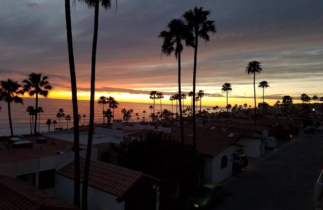 93#b Ocean view condo Las Gaviotas Rosarito Beach (virtual tour available)