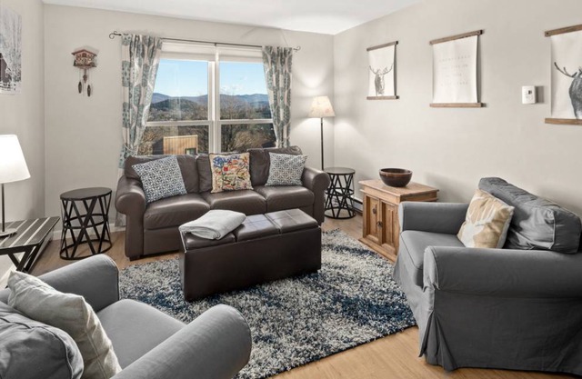 96 m² Condo ∙ 4 bedrooms ∙ 8 guests