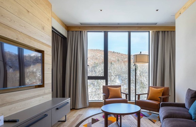 99 m² Hotel ∙ 2 bedrooms ∙ 5 guests
