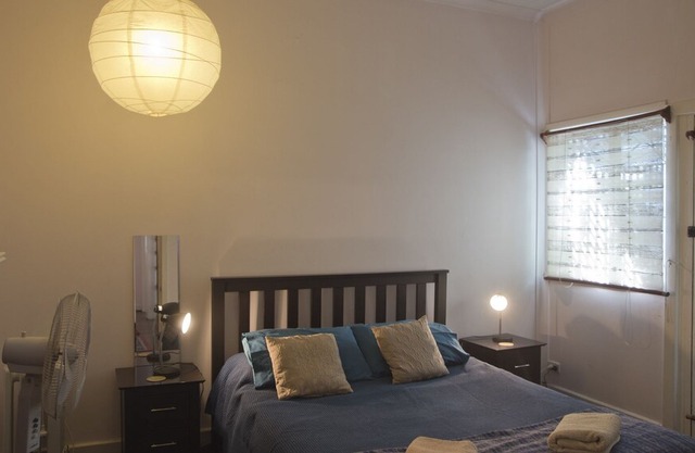 A Beach house with 3 bedrooms close to South beach and Fremantle