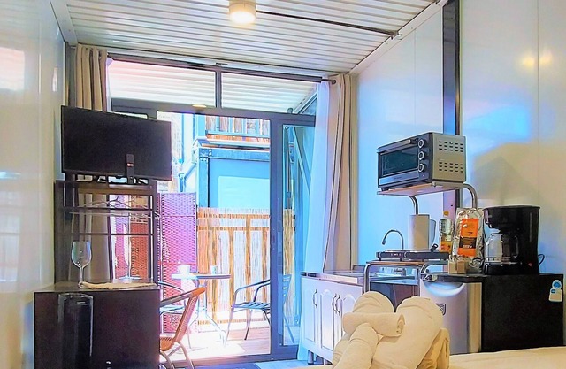 #A Santa Ana Container Studio Great Location