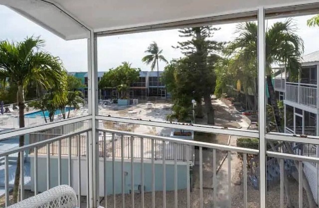 A Slice of Paradise ~ Golf Cart & Heated Pools