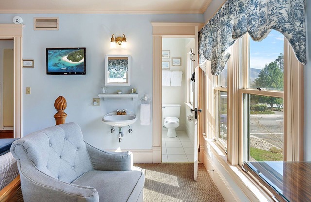 Abigail’s Bed & Breakfast Inn