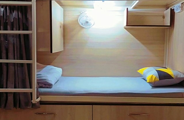 Abuzz Oxfordcaps Roopnagar - Campus Accommodation