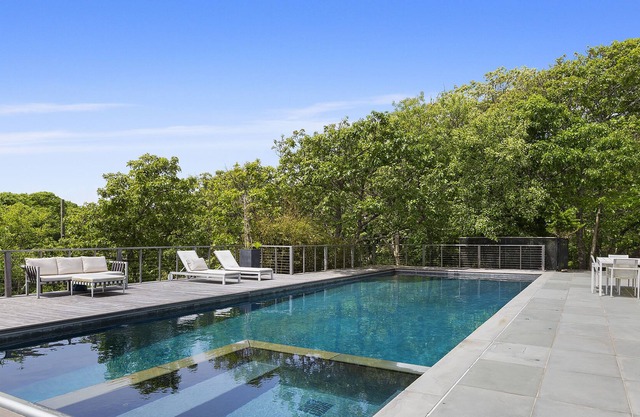 Across From Beach w Wraparound Deck, Saltwater Pool, 9ft hot tub