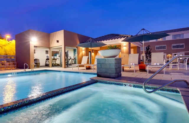 Aiden by Best Western @ Scottsdale North