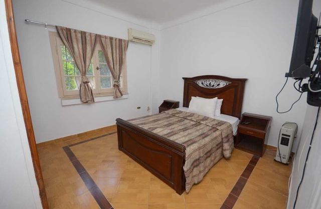 Al Frdous Luxury Vacation Home