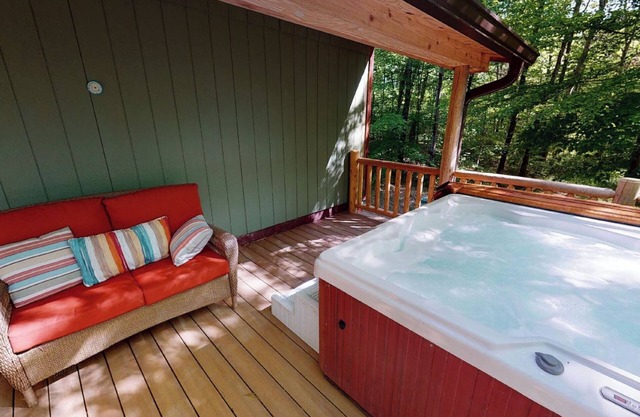Alaska Cabin - Seculded on 80 Acres
