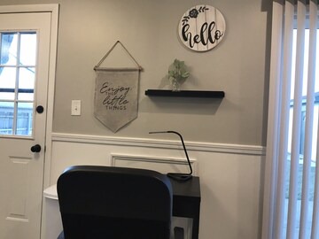 Albor Homes #2, Recently-Remodeled!