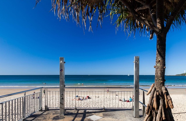 Alex Beach Cabins