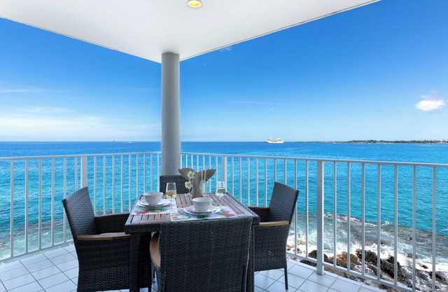 Alii Villas #332 Million Dollar Ocean View. Watch Dolphins, Coastal Vibes.