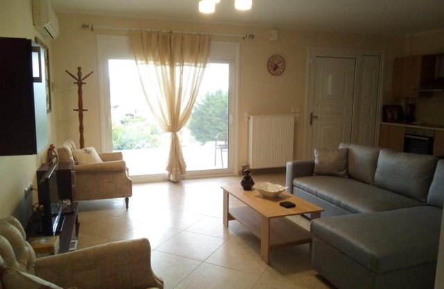 ALIVERI FLAT WITH SEA VIEW