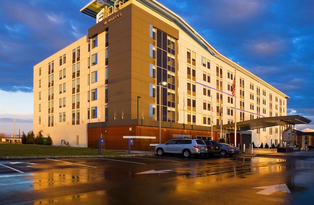 Aloft Mount Laurel