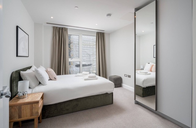 ALTIDO 2BR Apt w/terrace in Nine Elms