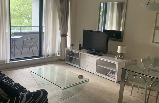 Amazing apartment with pool, sauna, gym in the heart of Sydney CBD